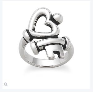 ISO James Avery key to my heart ring